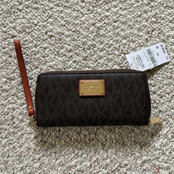 Michael Kors Signature Logo Jet Set Travel Continental - Picture 1 of 3